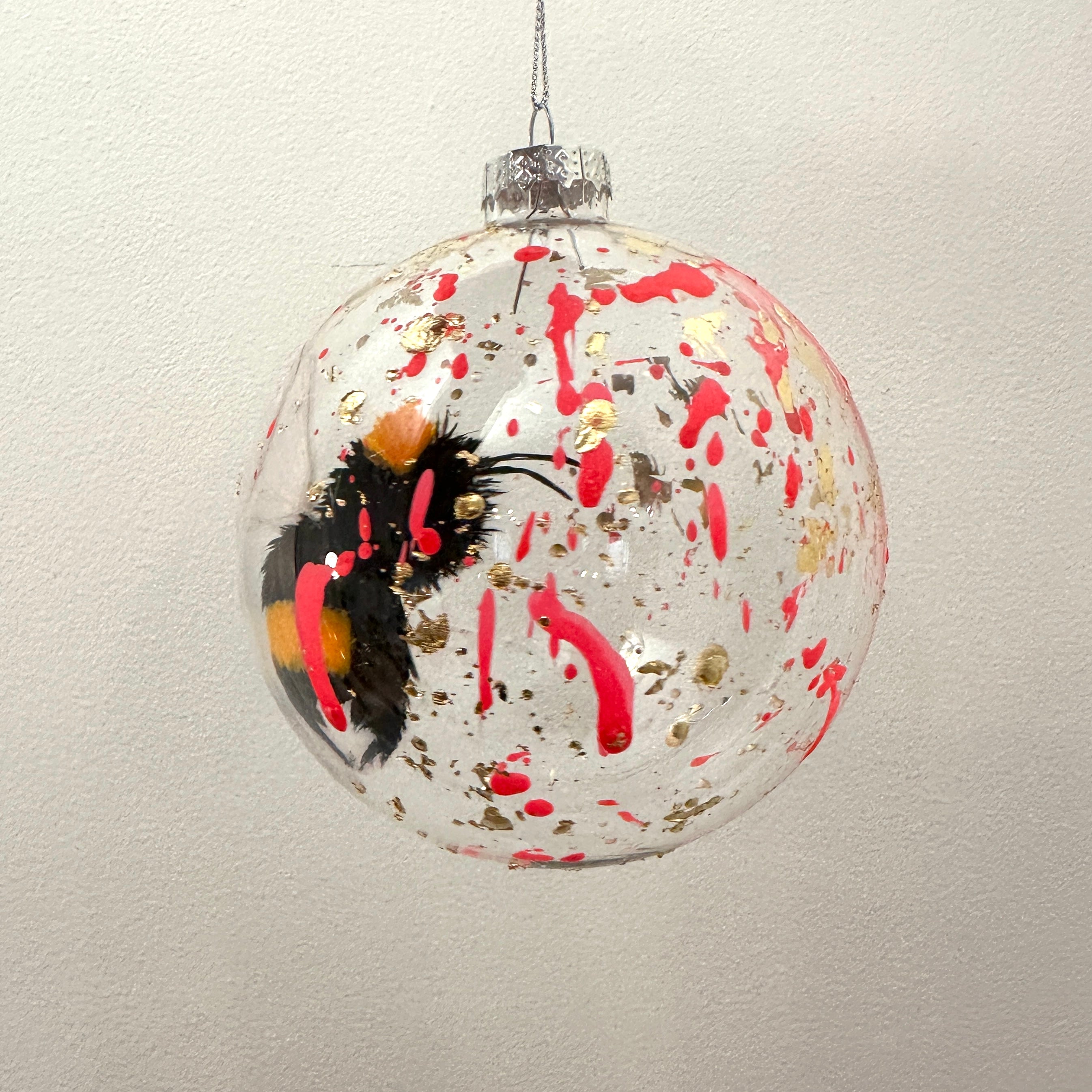 BEE BAUBLE - Gold Leaf with neon pink splats
