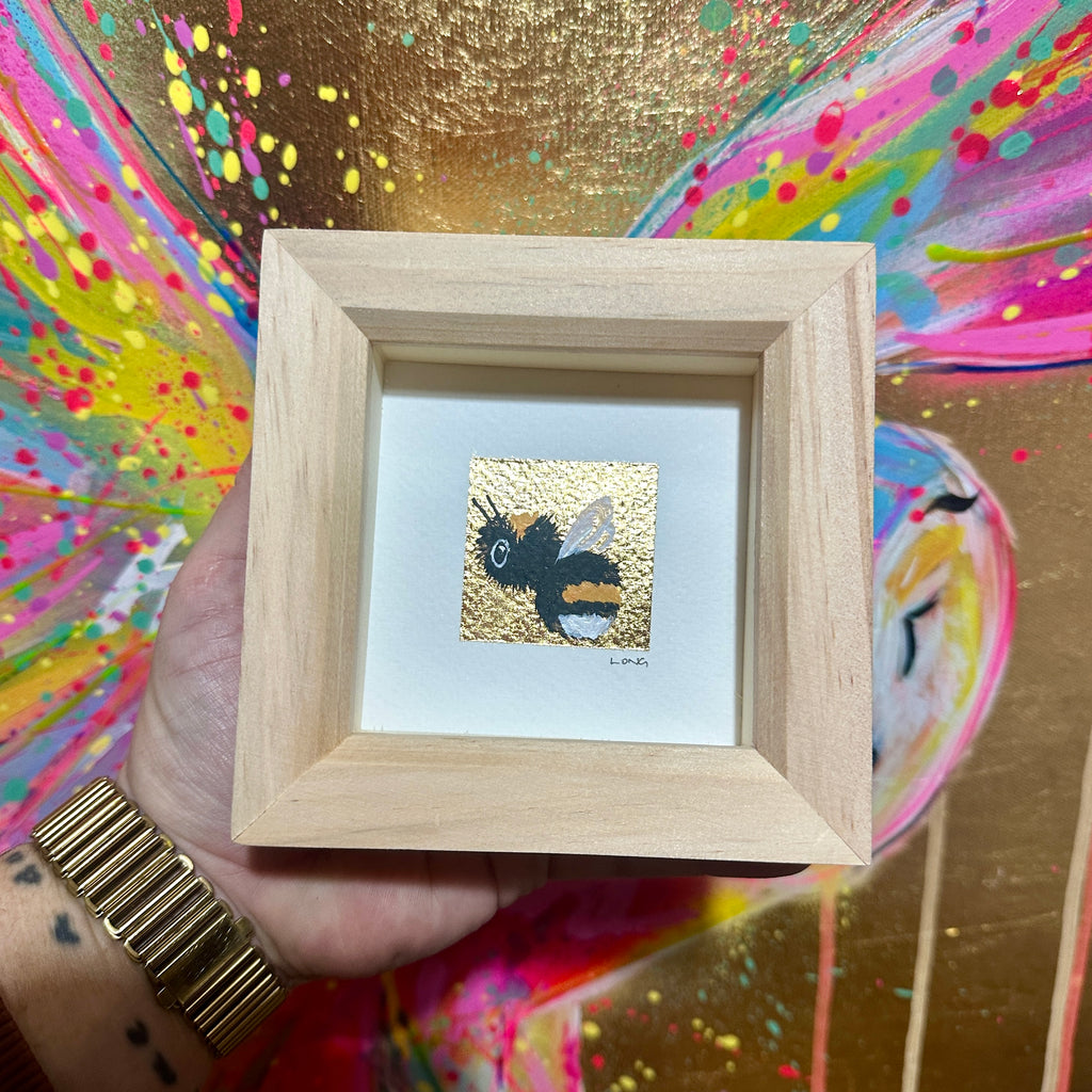 23CT GOLD LEAF TINY BEE ORIGINAL 6