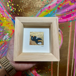 23CT GOLD LEAF TINY BEE ORIGINAL 4