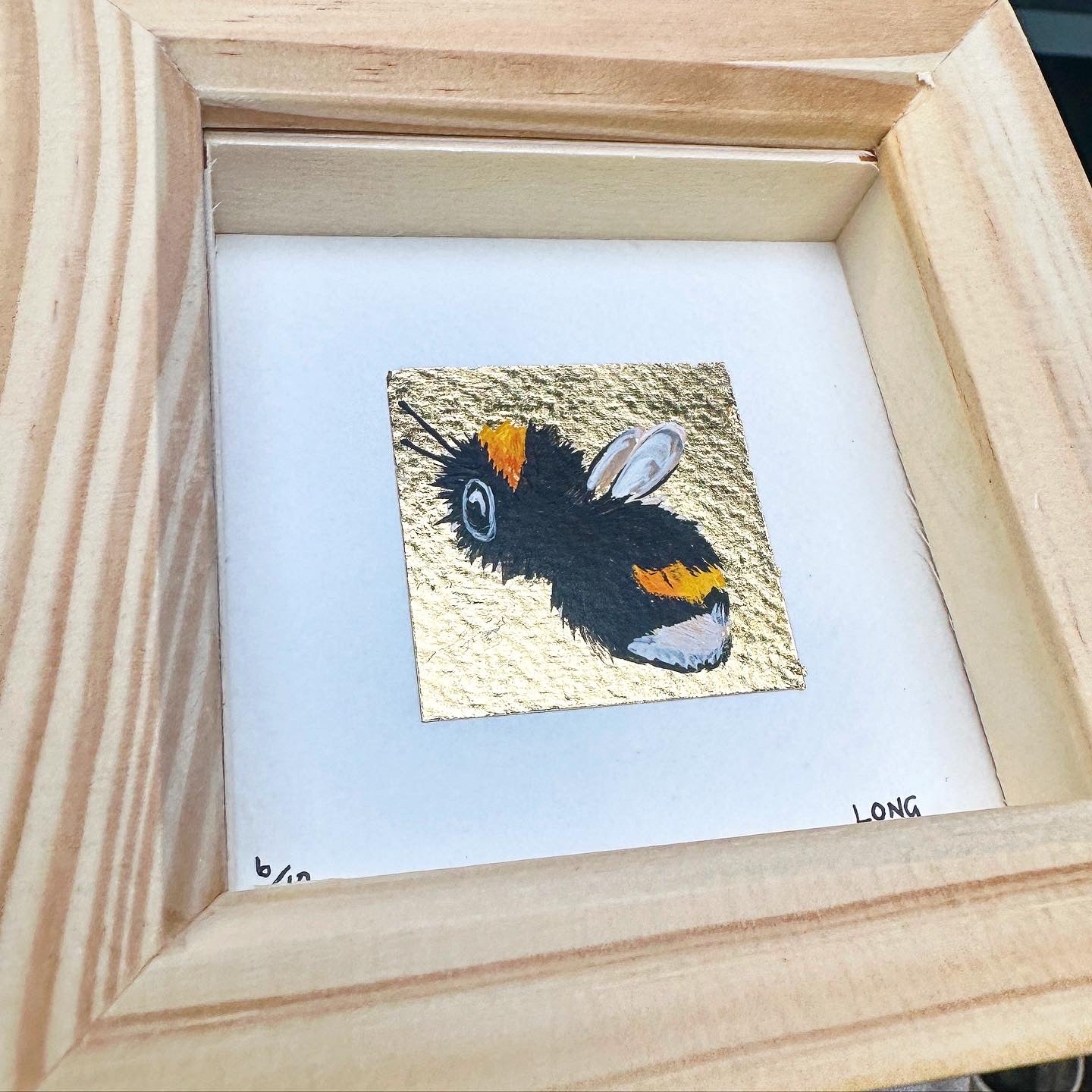 6/10 23CT GOLD LEAF TINY BEE