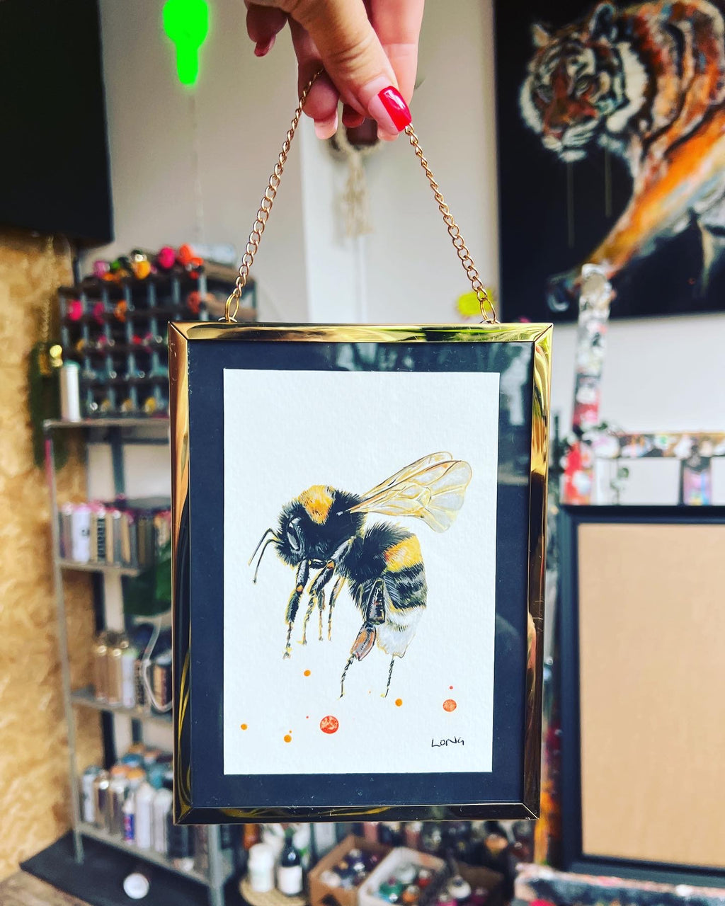 GOLD HANGING FRAMED BEE PRINT