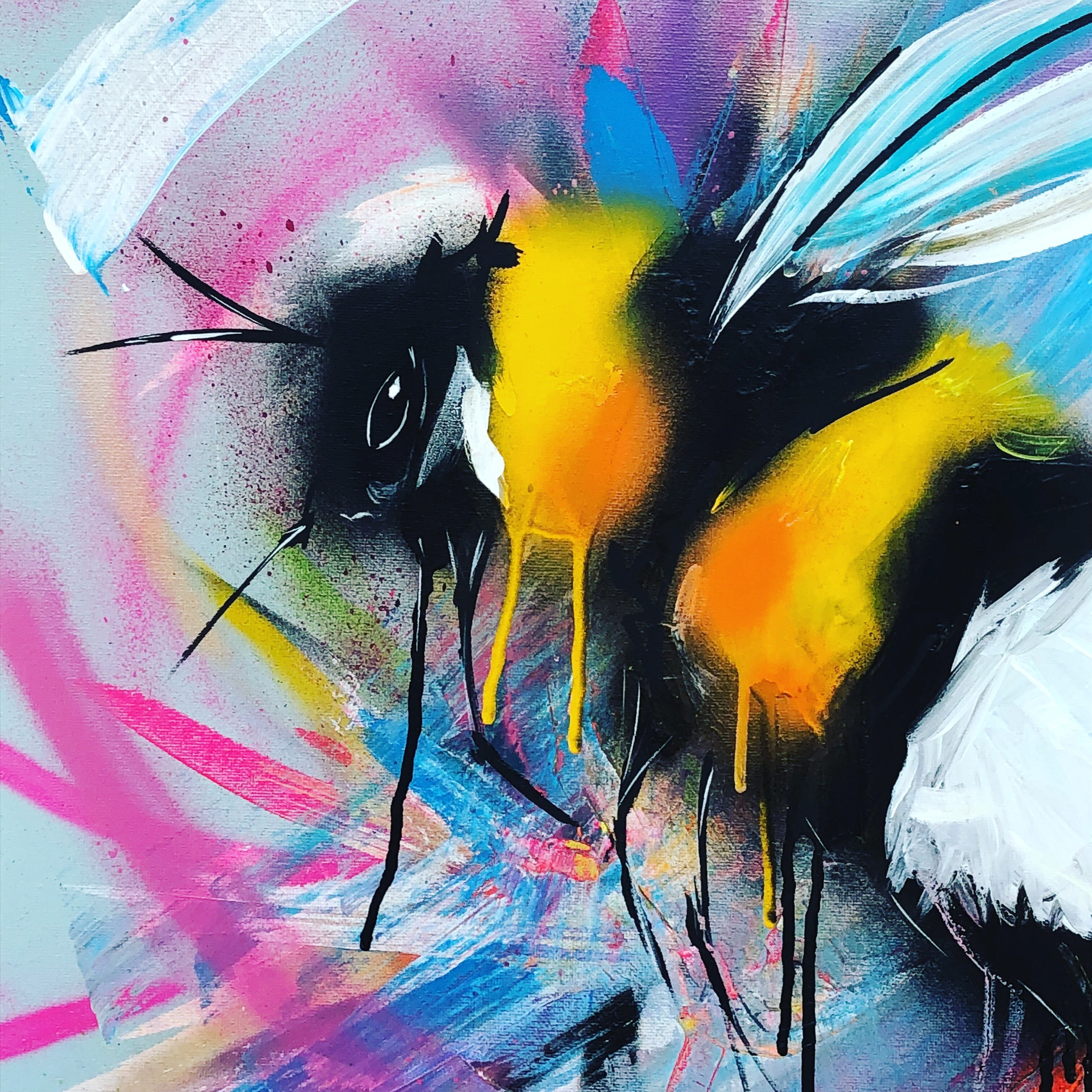 spray paint bumble bee sophie long art